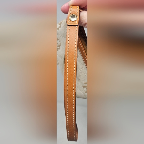 *SOLD*Dooney & Bourke Signature Brown/Beige Wristlet Wallet Pouch Coin Keychain - Picture 10 of 15